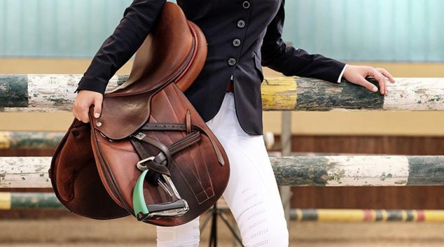 Avsedd för kvinnor: Så funkar stigbygeln som kombinerar säkerhet, elegans och funktion