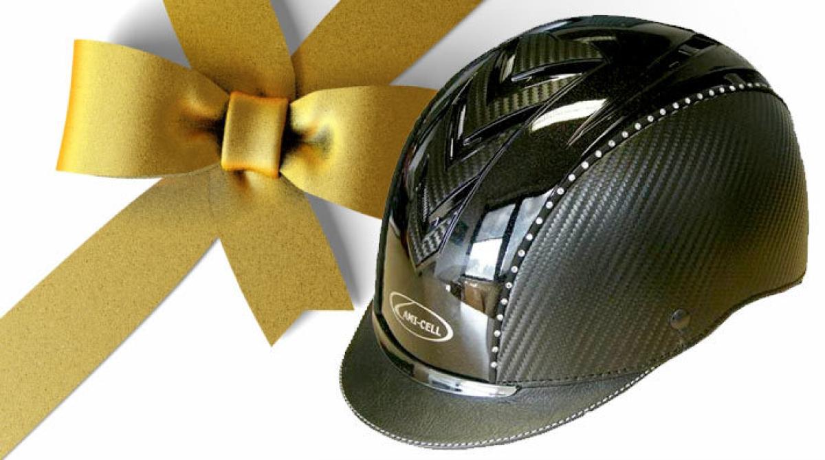 Vinn en stilig ridhjälm – lagom till jul