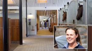 Josefine gick Flyinges unghästprogram och praktiserade på Lövsta där hon blev kvar. Läs om hur det gick till när hon fick jobbet som Tinnes hästskötare.