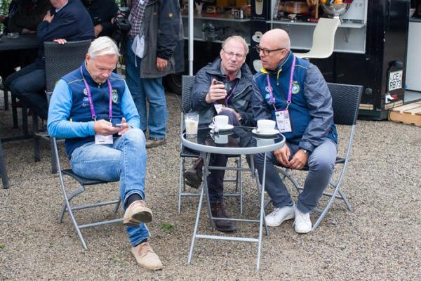 Snillen spekulerar.  Ragnar Bengtsson, Jonas Tornell och Sylve Söderstrand.