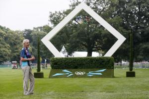 Redan över första hindret gäller det att ducka...