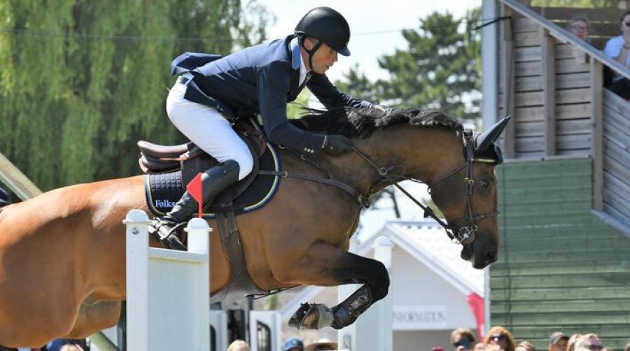 Jens Fredricson och Markan Cosmopolit var felfria i första rundan.