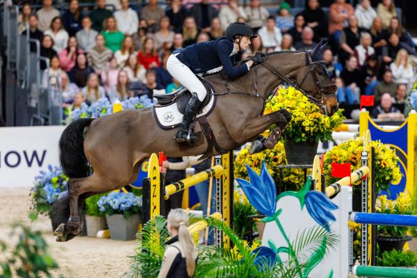 Erica Swartz Ryan och Cavicii Z vid världscupen under Gothenburg Horse Show 2025. Foto: Tomas Holcbecher 