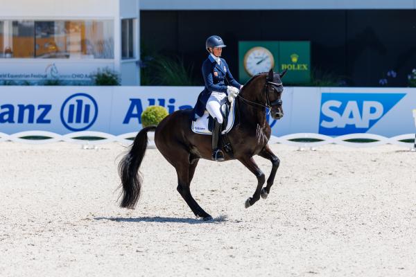 Maria von Essen och Invoice i Aachen i somras. Foto: Tomas Holcbecher