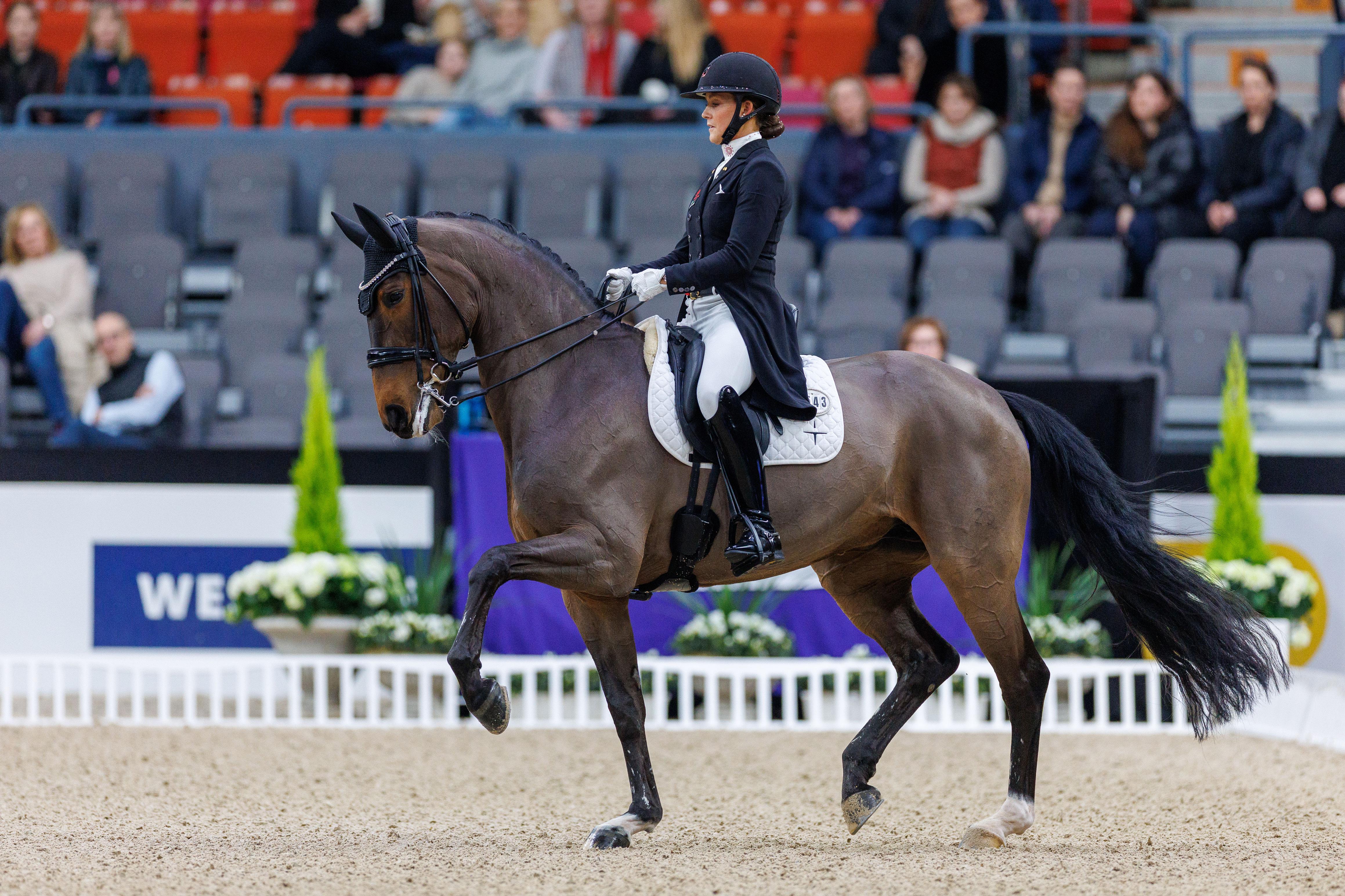 Cathrine Laudrup-Dufour och Mount St John Freestyle. Foto: Tomas Holcbecher 