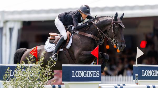 Angelie von Essen med Voila DK Z. Arkivfoto: Tomas Holcbecher