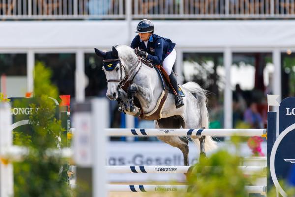 En av ryttarna i det svenska laget var Wilma Hellström. Foto: Tomas Holcbecher