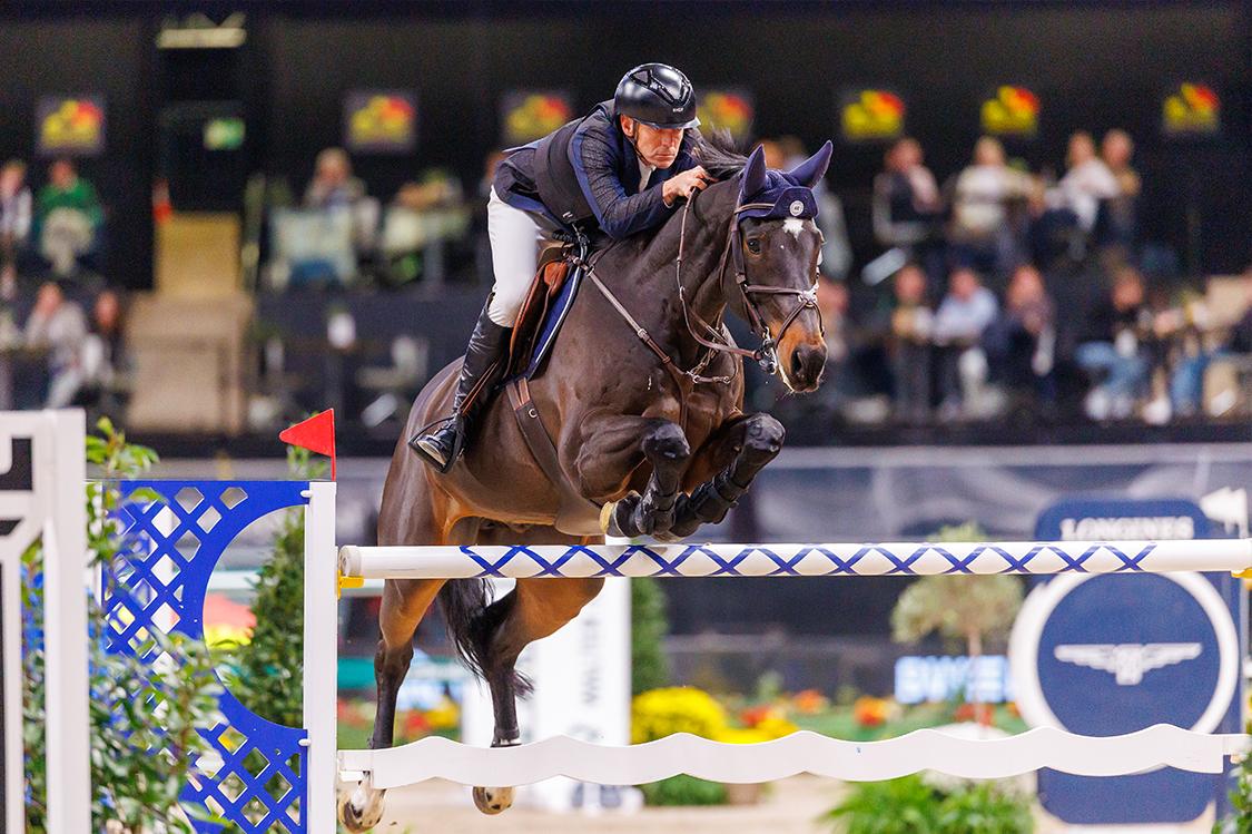 Peder Fredricson och Alcapone des Carmille i Stuttgart 2024. Foto: Tomas Holcbecher
