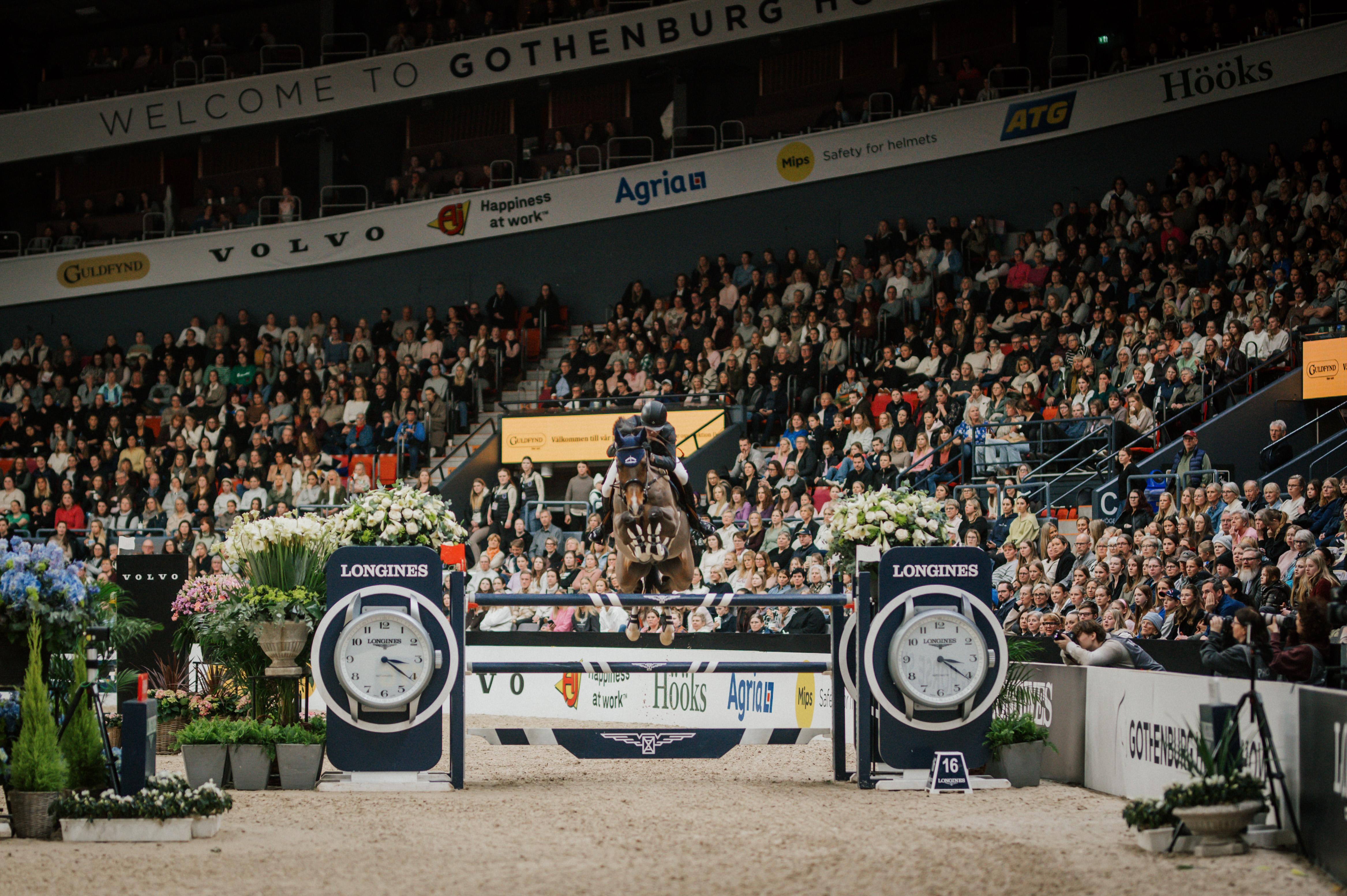Harrie Smoldes från Nederländerna med hästen Monaco vid Longine World Cup under Gothenburg Horse Show 2025. Foto: Ida Lindemann