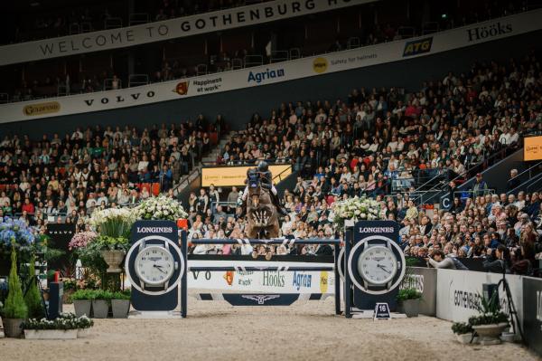 Harrie Smoldes från Nederländerna med hästen Monaco vid Longine World Cup under Gothenburg Horse Show 2025. Foto: Ida Lindemann