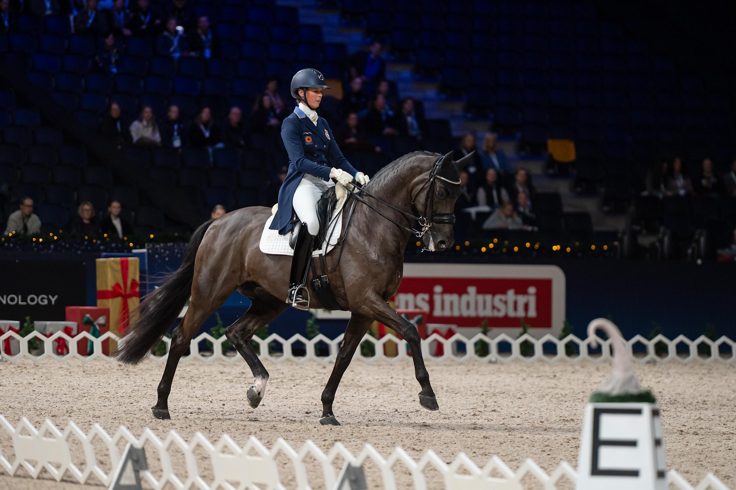 Maria von Essen och Invoice under helgens tävlingar i Stockholm. Foto: Jennie Börs