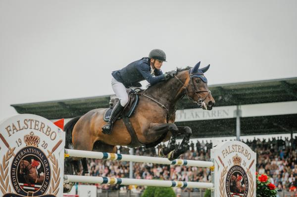 Peder Fredricson och Alcapone des Carmille i nationshoppningen på Falsterbo Horse Show i somras. Foto: Ida Lindemann