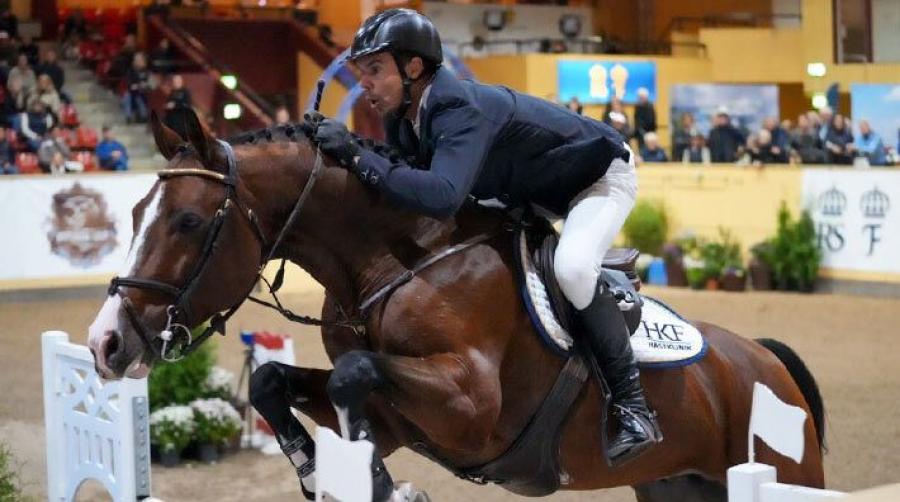 Godkända hingsten Coventry Moon med Robin Ingvarsson i Flyinge.