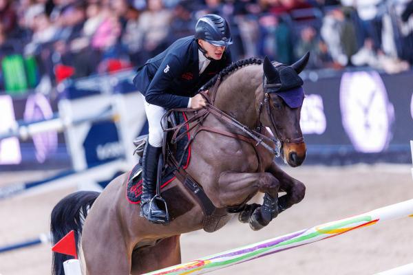 Tom Schewe och Congress Blue PS. Foto: Tomas Holcbecher