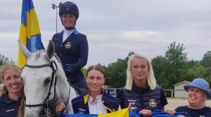 Cajsa Ekedal längst till höger under VM i franska Les Herbiers 2022. Foto: Privat