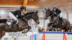 Anna Olsson med Didi Z och Ella Löfqvist med Linus. Arkivfoton: Ida Lindemann
