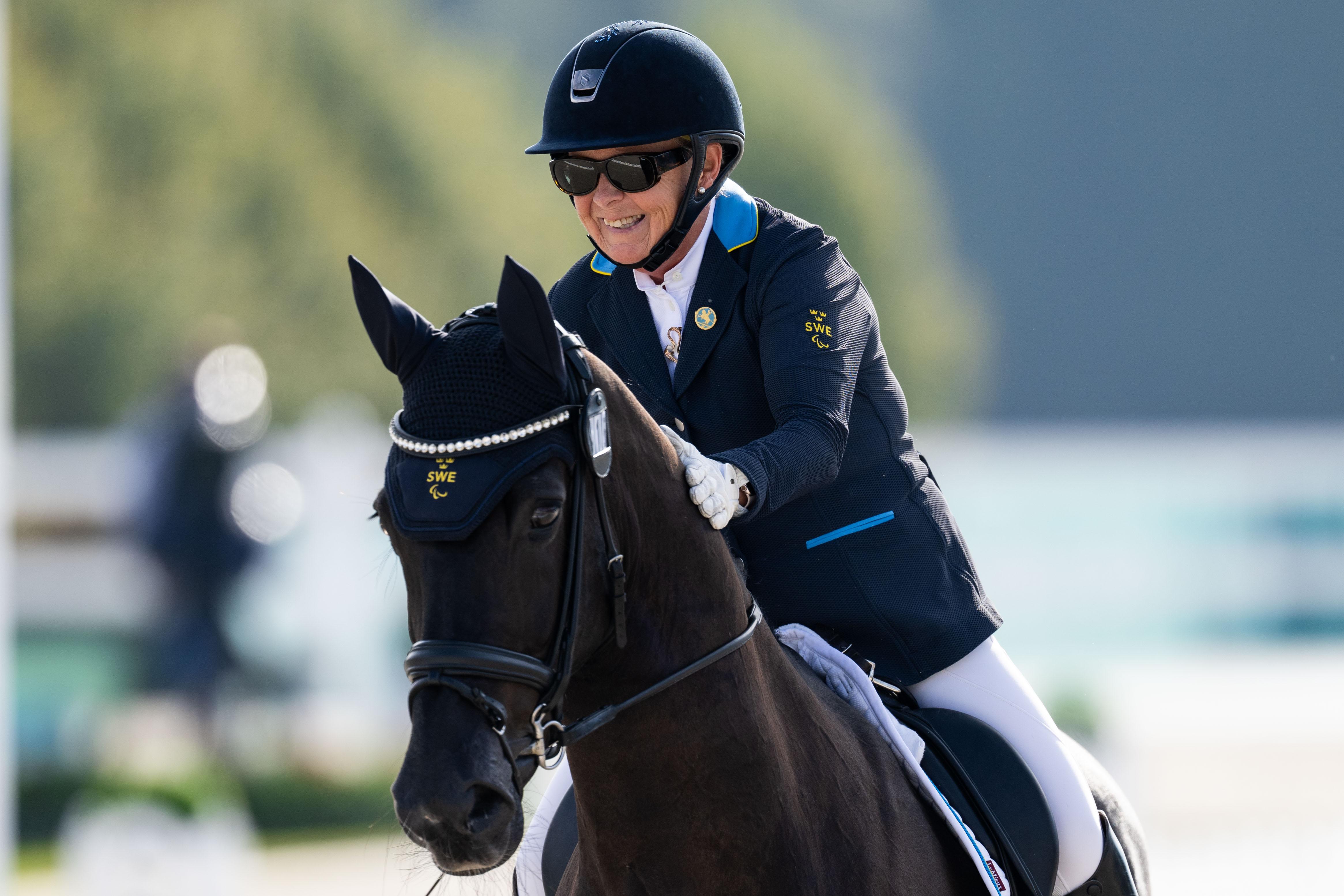 Louise Etzner Jakobsson och Goldstrike B.J. Foto: Emma Wallskog/Bildbyrån