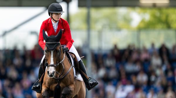 Sophie Hinners ligger just nu i guldläge med det tyska laget – och på silverplats individuellt. Foto: Emma Wallskog/Bildbyrån
