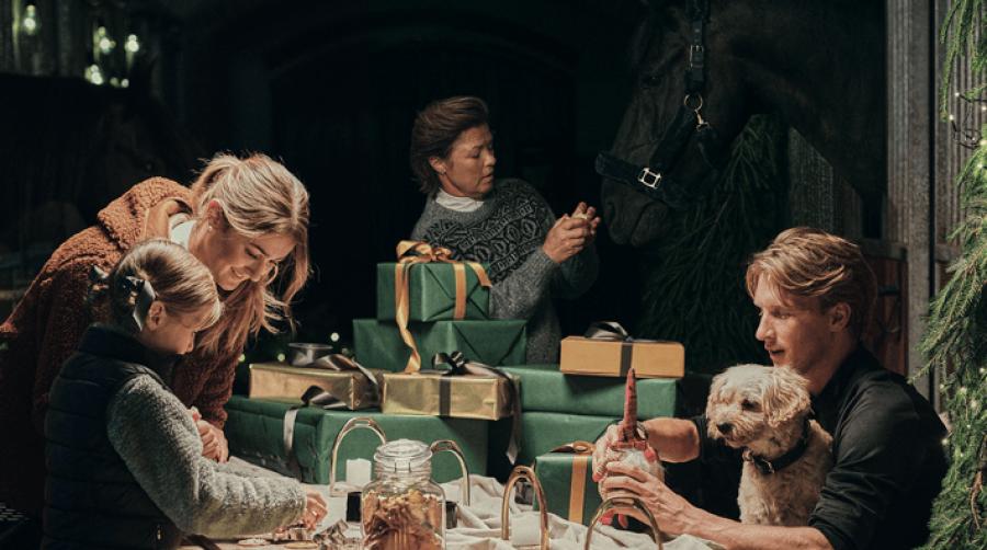 Jul hos Hööks och teamryttarnas önskelista
