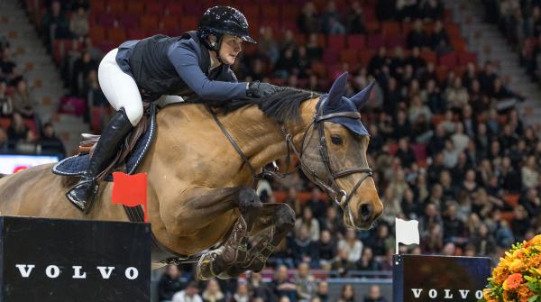 Josefin Torell med Damoiselle. Foto: Nicklas Elmrin/Bildbyrån