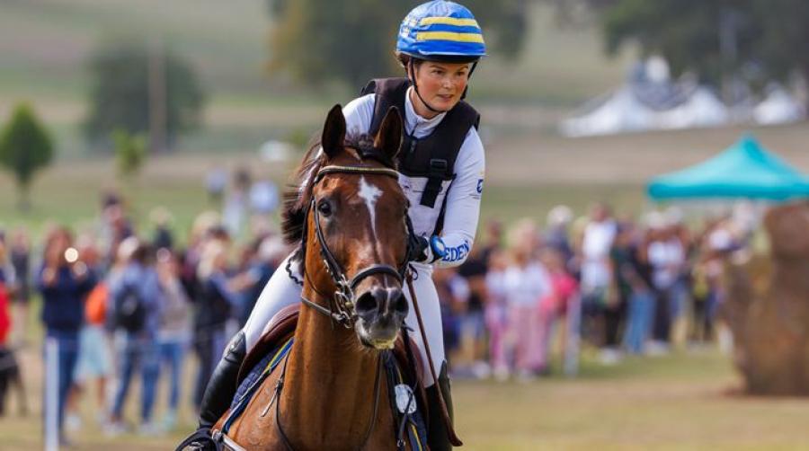 Malin Josefsson och Golden Midnight. Foto: Tomas Holcbecher