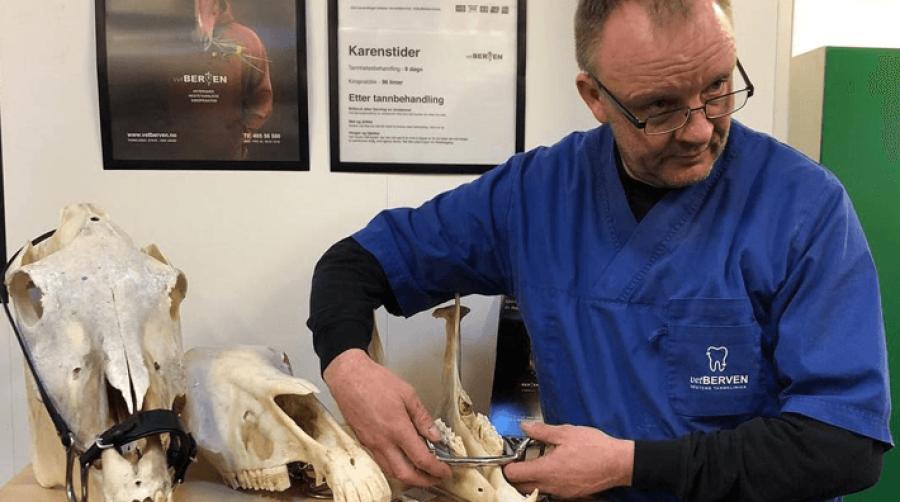 "Nosremmen irriterar mig mycket, jag tror att vi helt har glömt dess funktion"